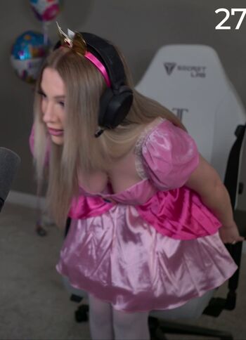 Full leaked Emerome private onlyfans photo
