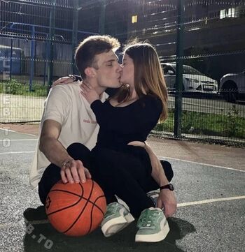 EmiliaCouple