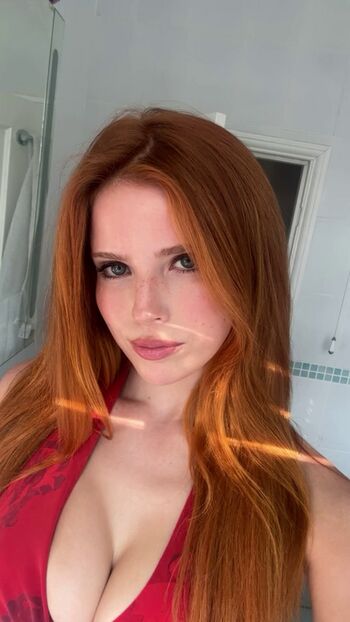 Emily Deyt-Aysage