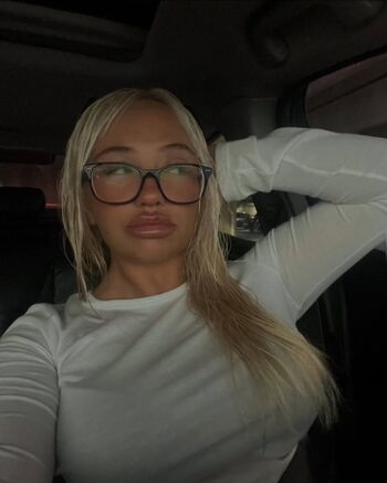 Full leaked Emilysmithh private onlyfans photo