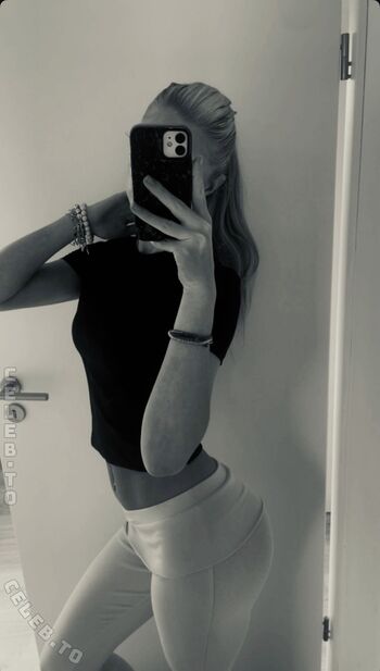 emma_jelschen