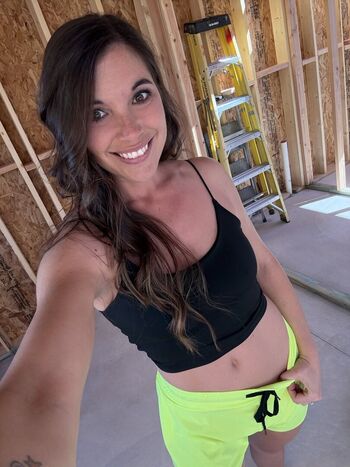 Emma Rose 24