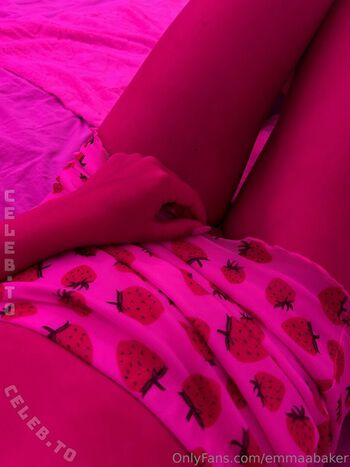 Full leaked Emmaabaker private onlyfans photo