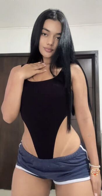 Full leaked Emmag colombiana private onlyfans photo