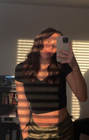 Full leaked Emmiejohnson private onlyfans photo