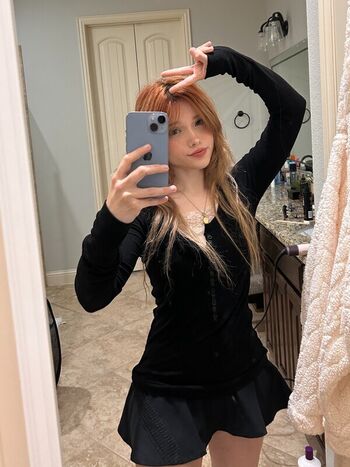 Full leaked Emmyuh private onlyfans photo