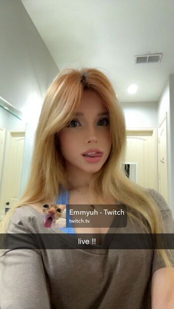 Full leaked Emmyuh private onlyfans photo