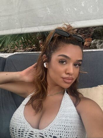 Erika M Diaz