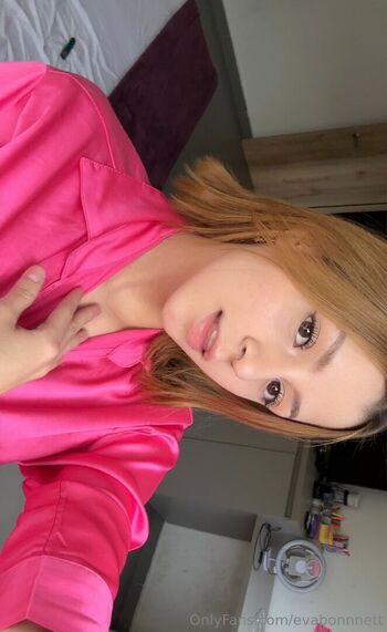 Full leaked Evabonnet private onlyfans photo
