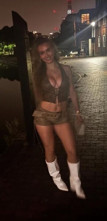Full leaked Evierosejj private onlyfans photo