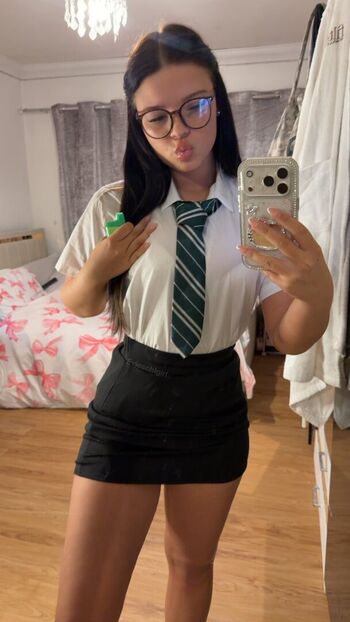 Full leaked Evieschlgirl private onlyfans photo