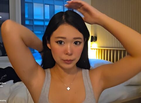 Full leaked Extraemily private onlyfans photo