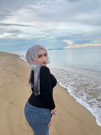 eynymawar