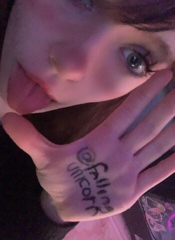 Full leaked Fallingunicorn private onlyfans photo