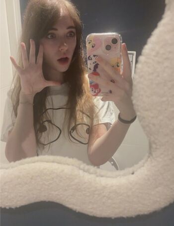 Full leaked Fallingunicorn private onlyfans photo
