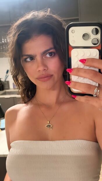 Full leaked Fallon smythe page private onlyfans photo