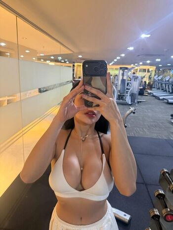 Full leaked Fbyana private onlyfans photo