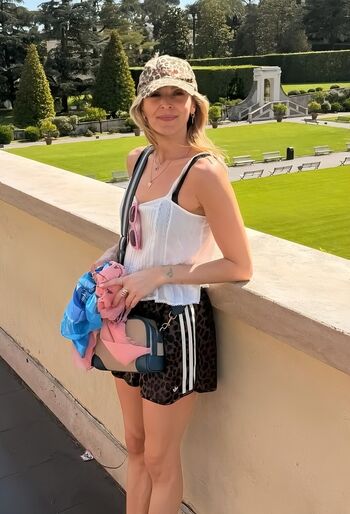 Full leaked Fearne cotton private onlyfans photo