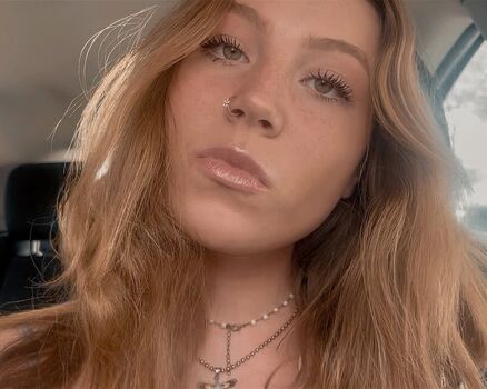 Full leaked Fiona marais private onlyfans photo