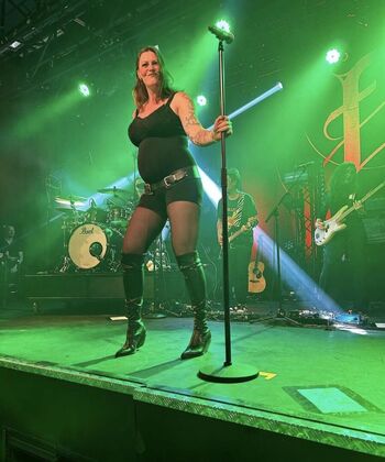 Full leaked Floor jansen private onlyfans photo