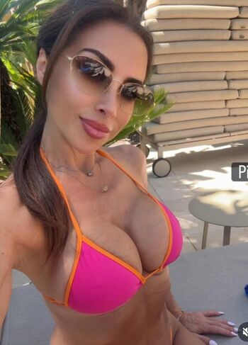 Francine Lewis
