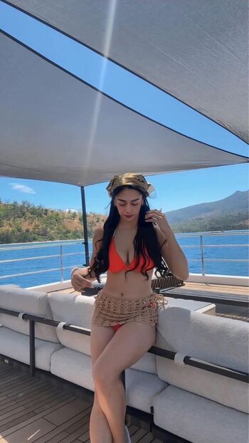 Full leaked Francine macapagal private onlyfans photo