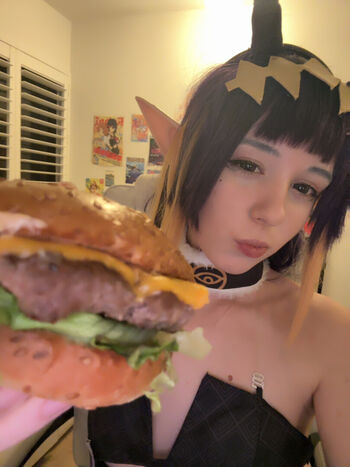 frenchybread1122