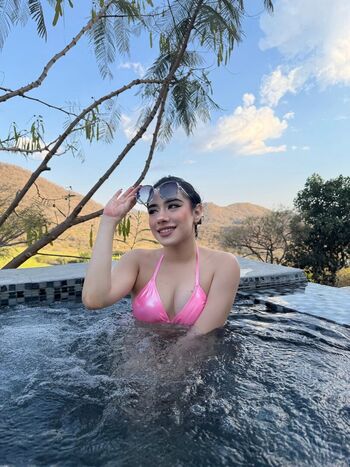 Full leaked Fulyanm zsauri private onlyfans photo