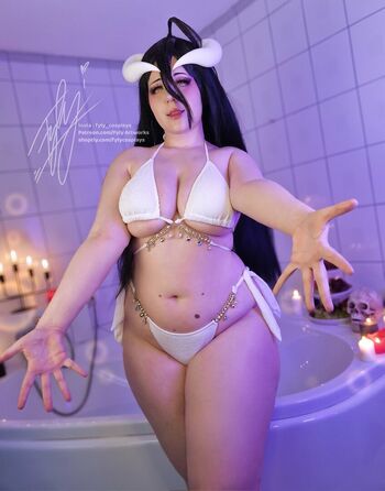 fyly_cosplays