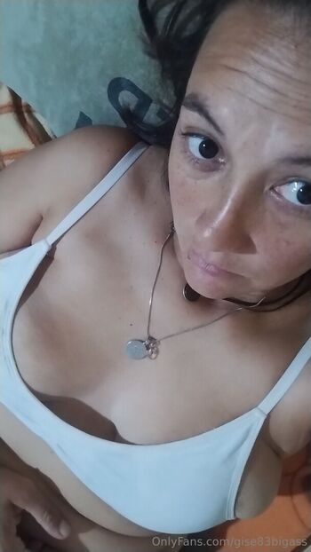 Full leaked Gisebigass private onlyfans photo