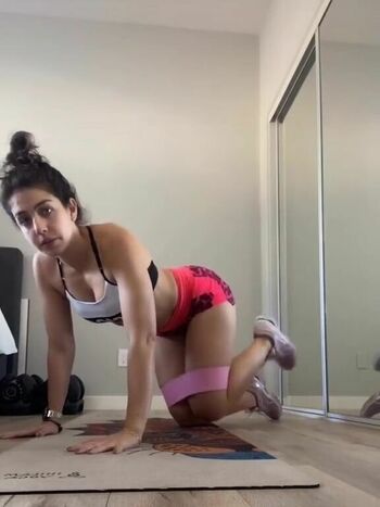 Giselle zarur