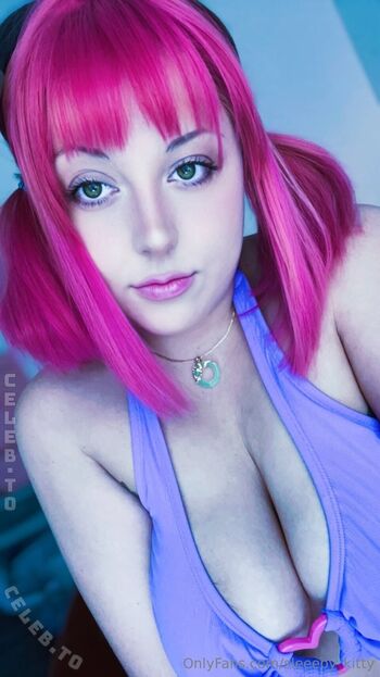 Goddess_sleepy