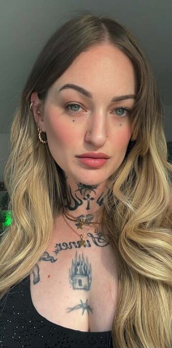 Goth Queen