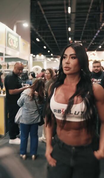 Gracyanne Barbosa