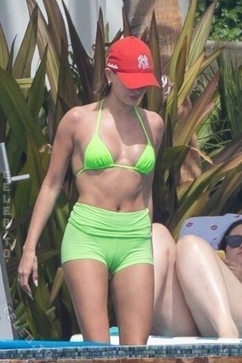 Hailey Bieber
