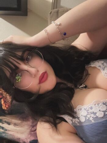 Full leaked Haileyavocad private onlyfans photo
