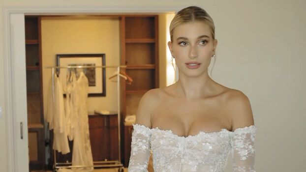 haileybaldwin
