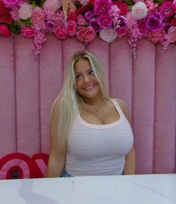 Full leaked Hannah k private onlyfans photo