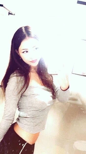 Full leaked Hannahiarmour private onlyfans photo