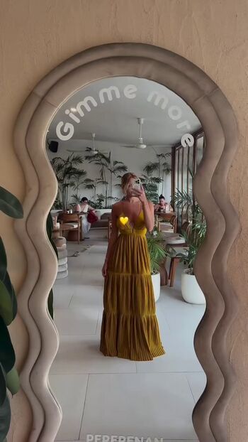 Full leaked Hello iris page private onlyfans photo
