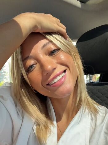 Full leaked Hello iris private onlyfans photo