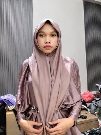 Full leaked Hijab soffia page private onlyfans photo