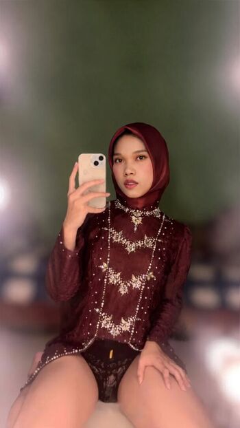 Full leaked Hijab soffia page private onlyfans photo