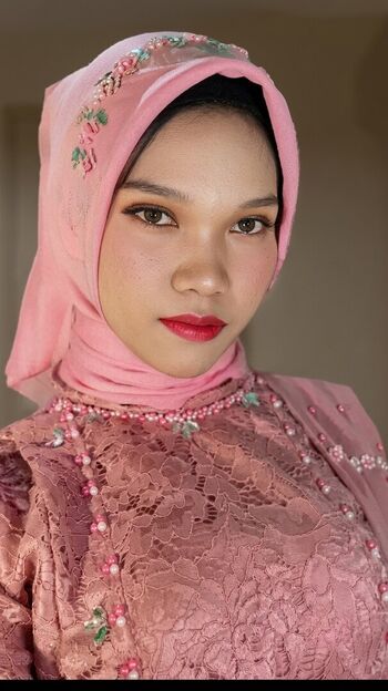 Full leaked Hijab soffia page private onlyfans photo