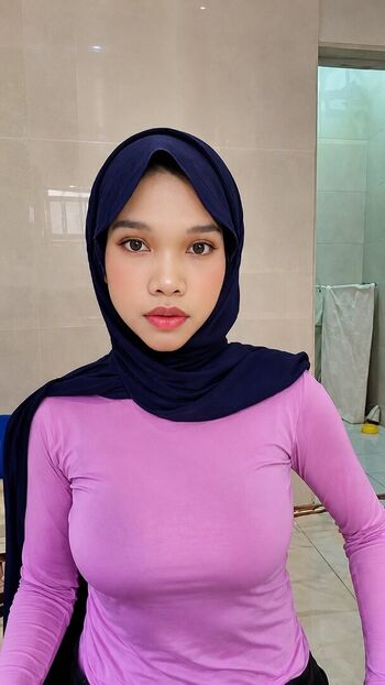Full leaked Hijab soffia page private onlyfans photo