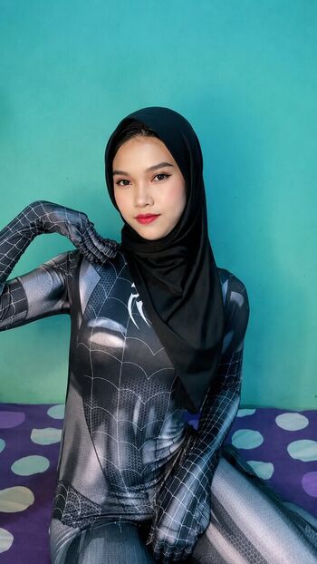 Full leaked Hijab soffia page private onlyfans photo