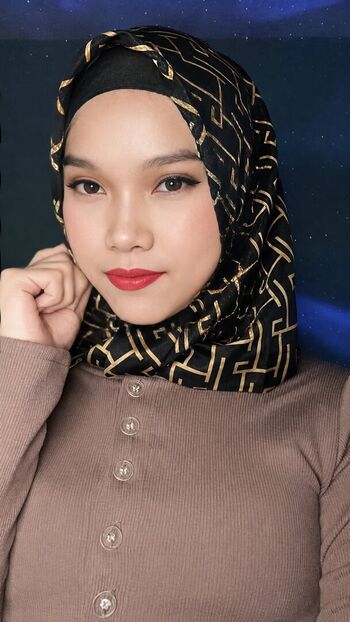 Full leaked Hijab soffia private onlyfans photo