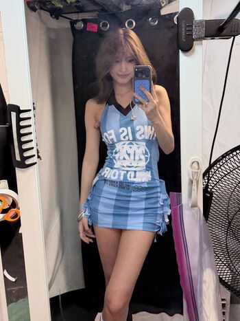 Hirai Momo
