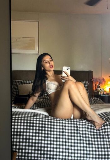 Full leaked Holistichotteee private onlyfans photo