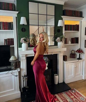 Full leaked Holly harrington private onlyfans photo